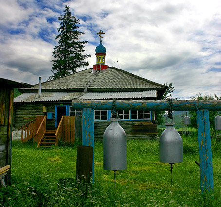 Свято-Успенская церковь с. Шебалино, республика Алтай